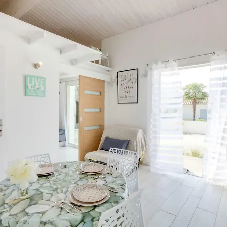 Les Hauts Du Parc By Interhome Holiday home